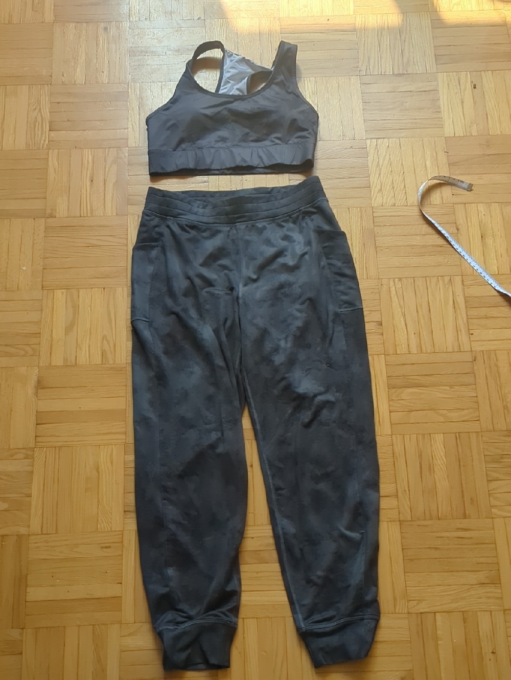 Fabletics Black Sports Bra and Jogger Set
